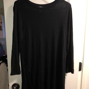 black oversized long sleeve shirt!